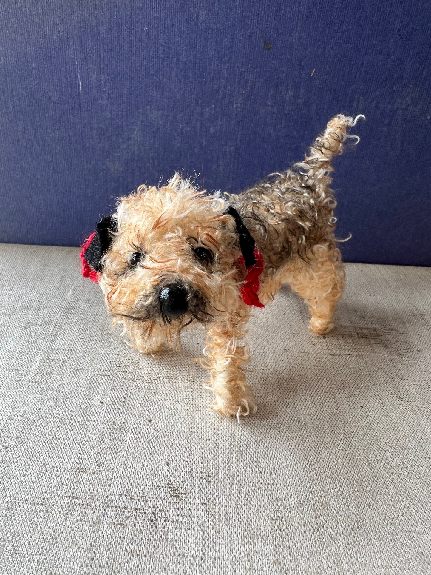 Border Terrier miniature sculpture